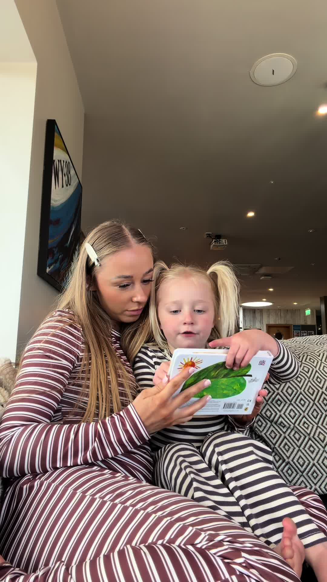 @Dolly | Mum of five | 27 bride