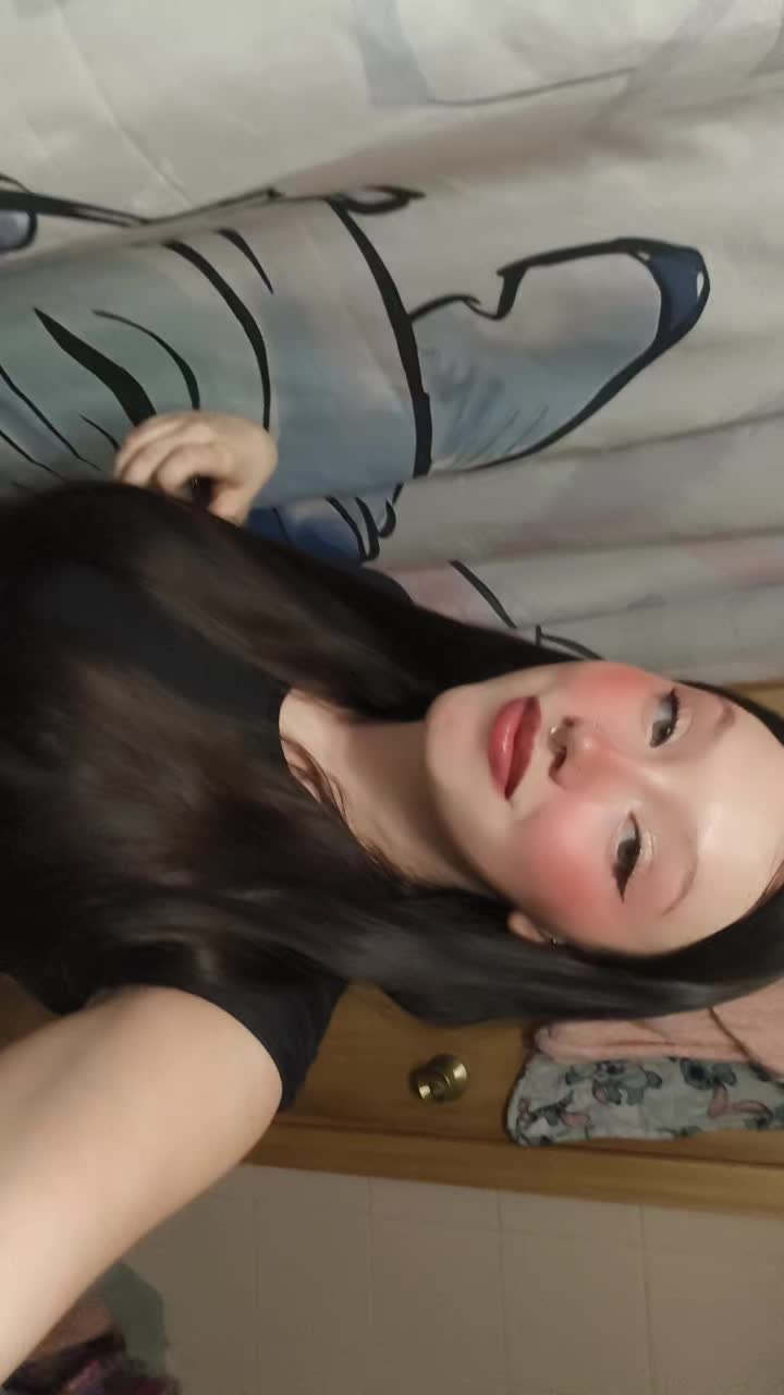 @Laariiiitaaa