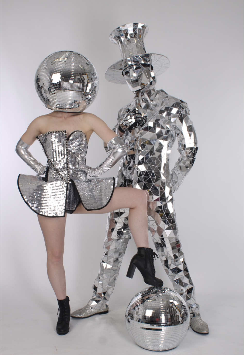 @discodancers_