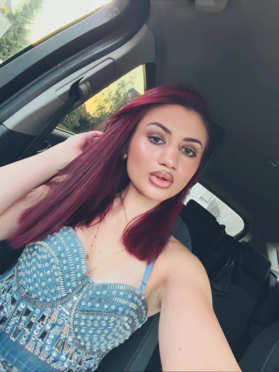 @Luisa Baicu