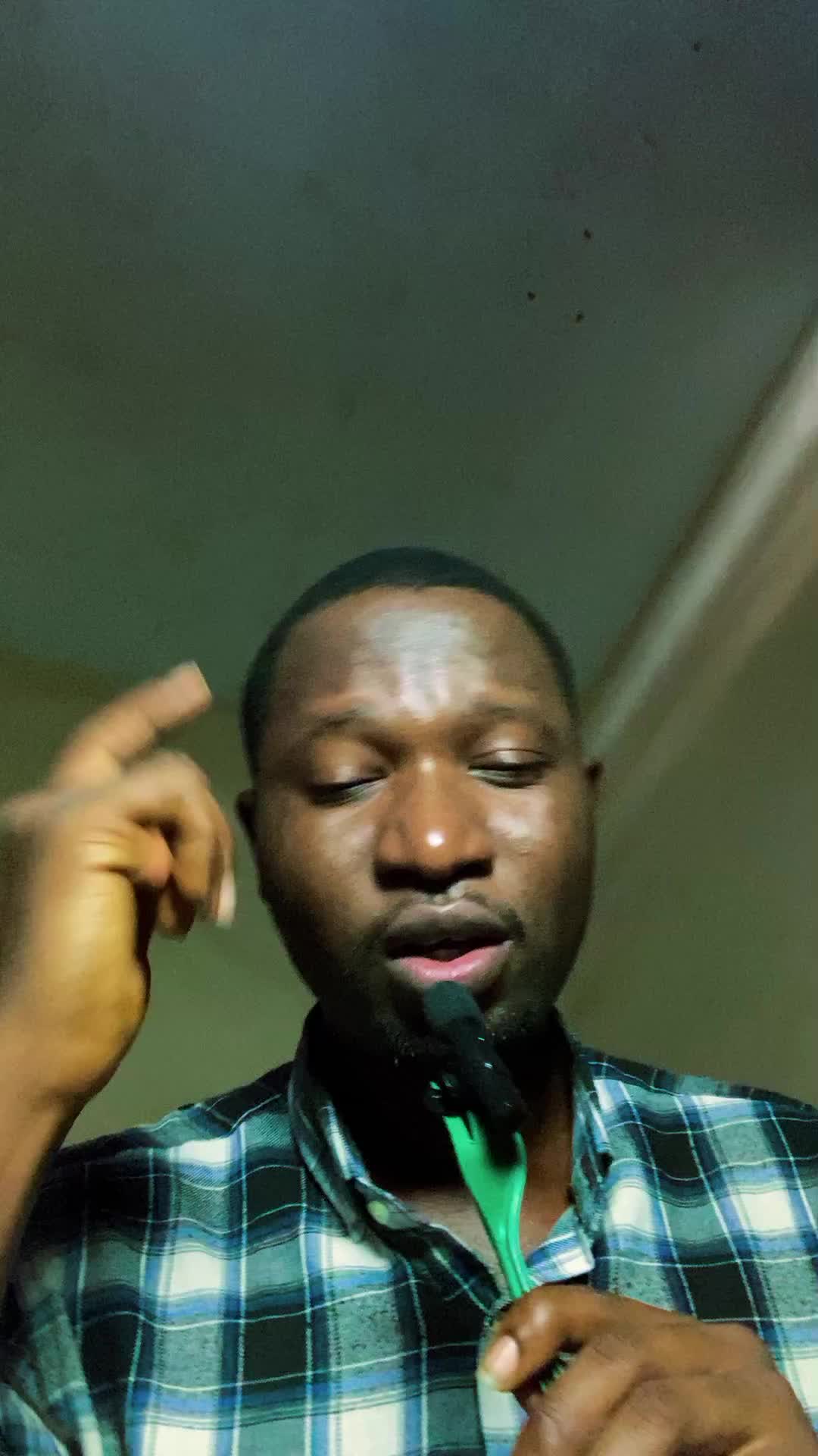 @CarterAdeyinka