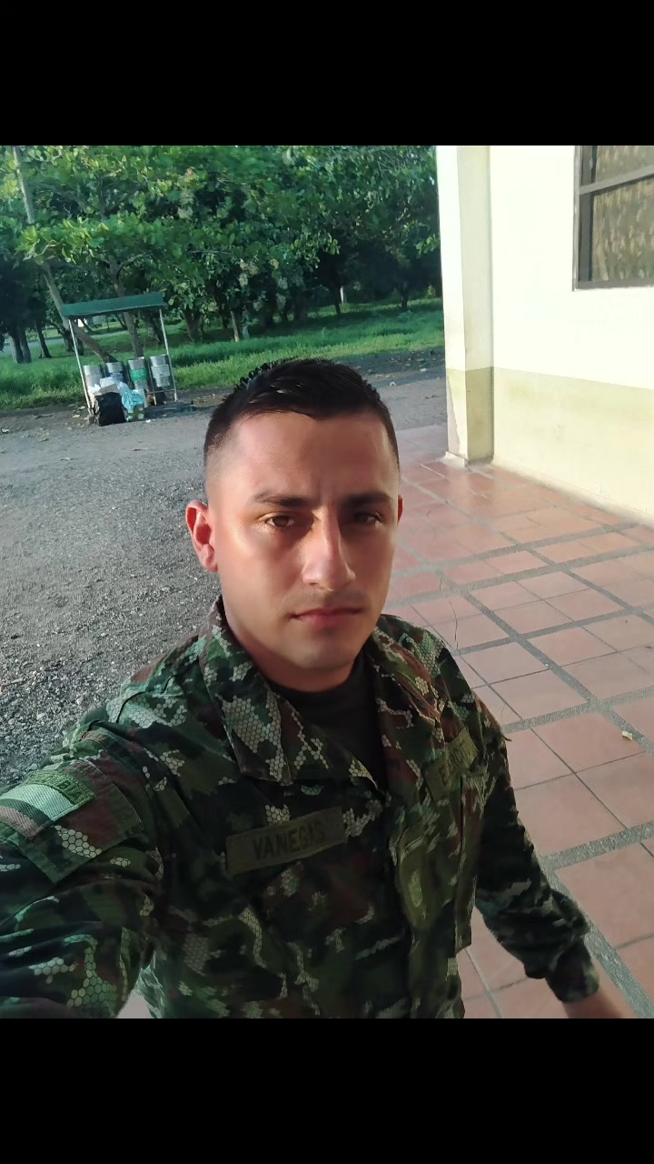 @DAVID ÁLVAREZ