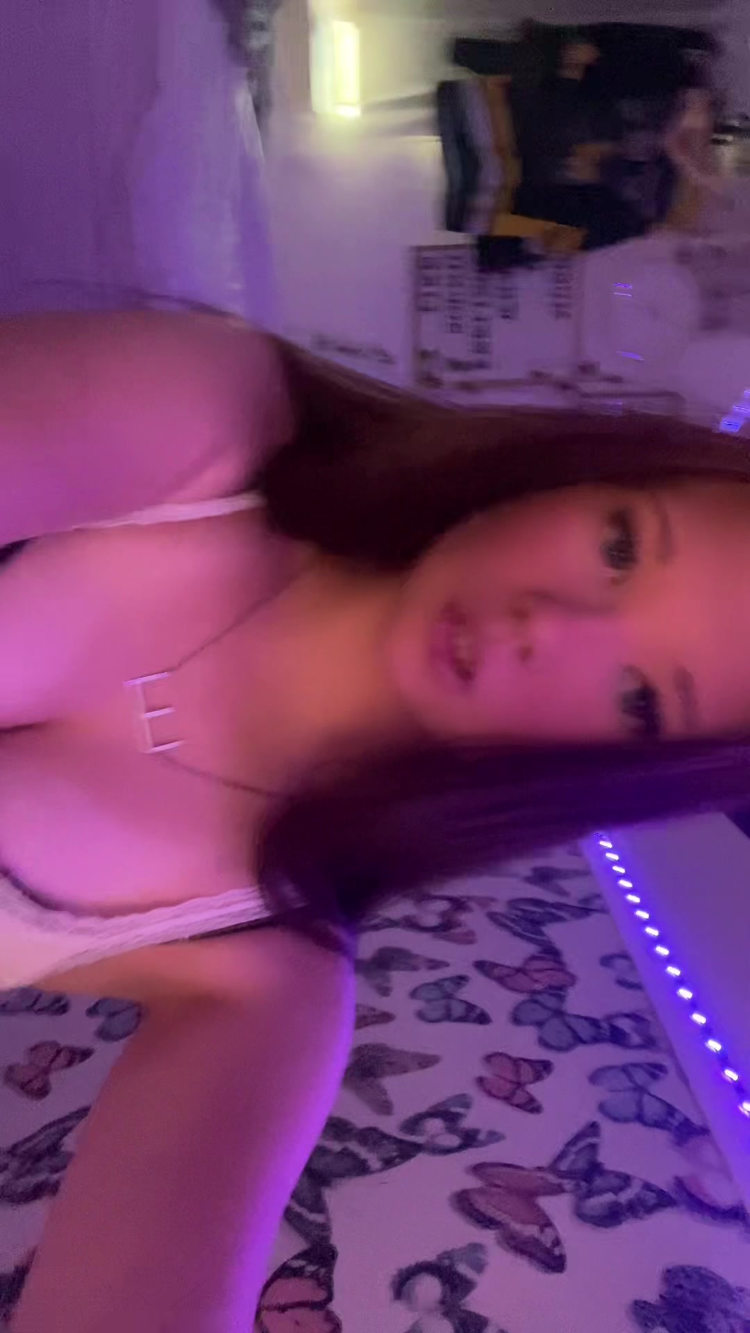@𝓔𝓿𝓮𝓵𝓲𝓷𝓪