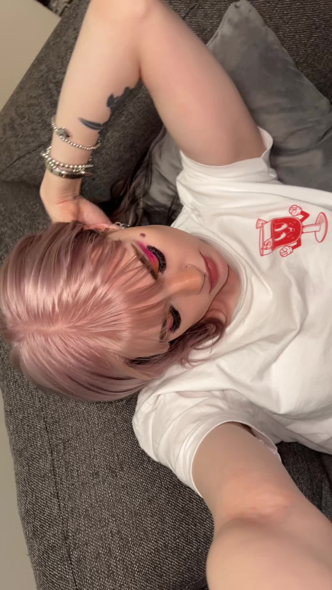 @EmMi