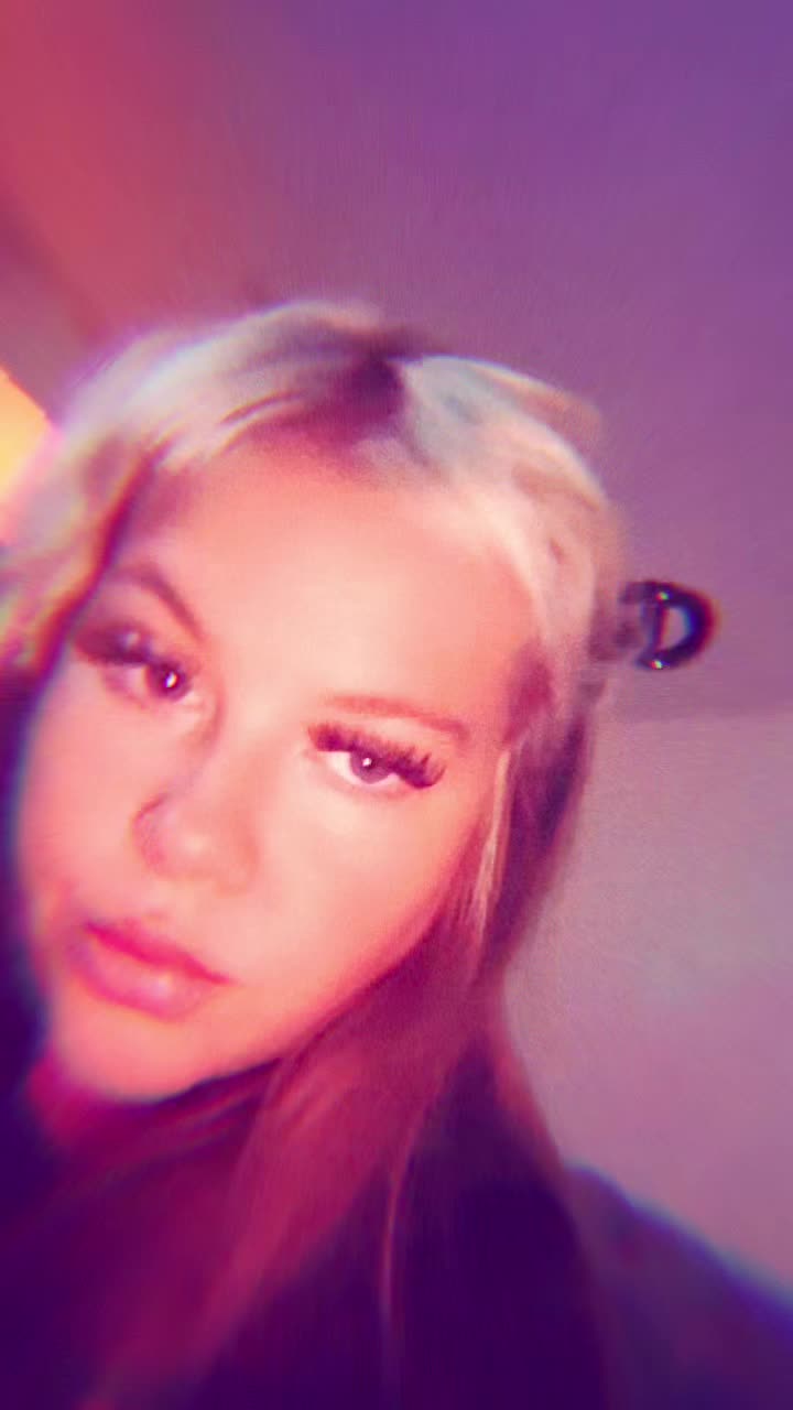 @Danielle Dullaghan🌸💫