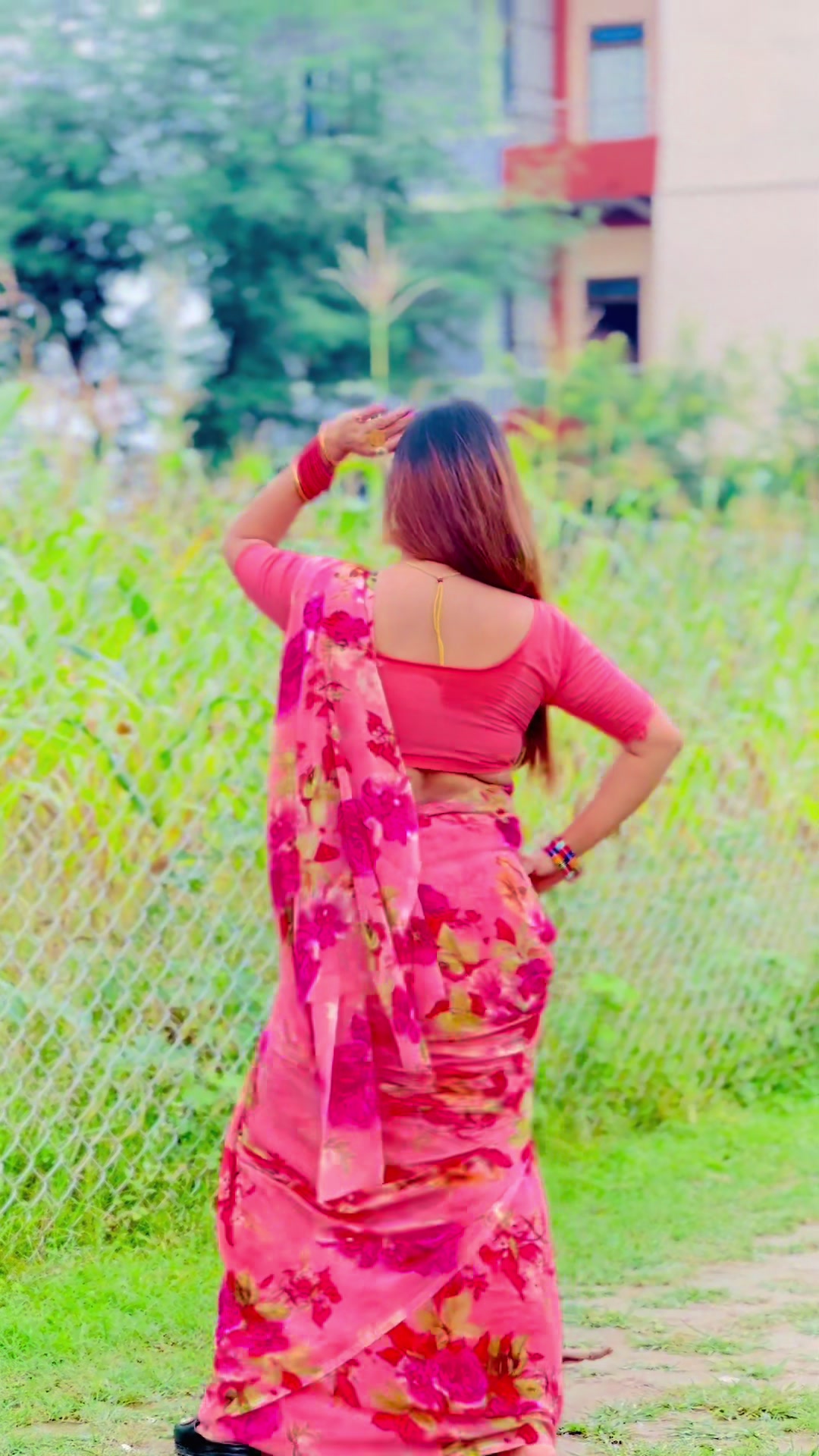 @🦋