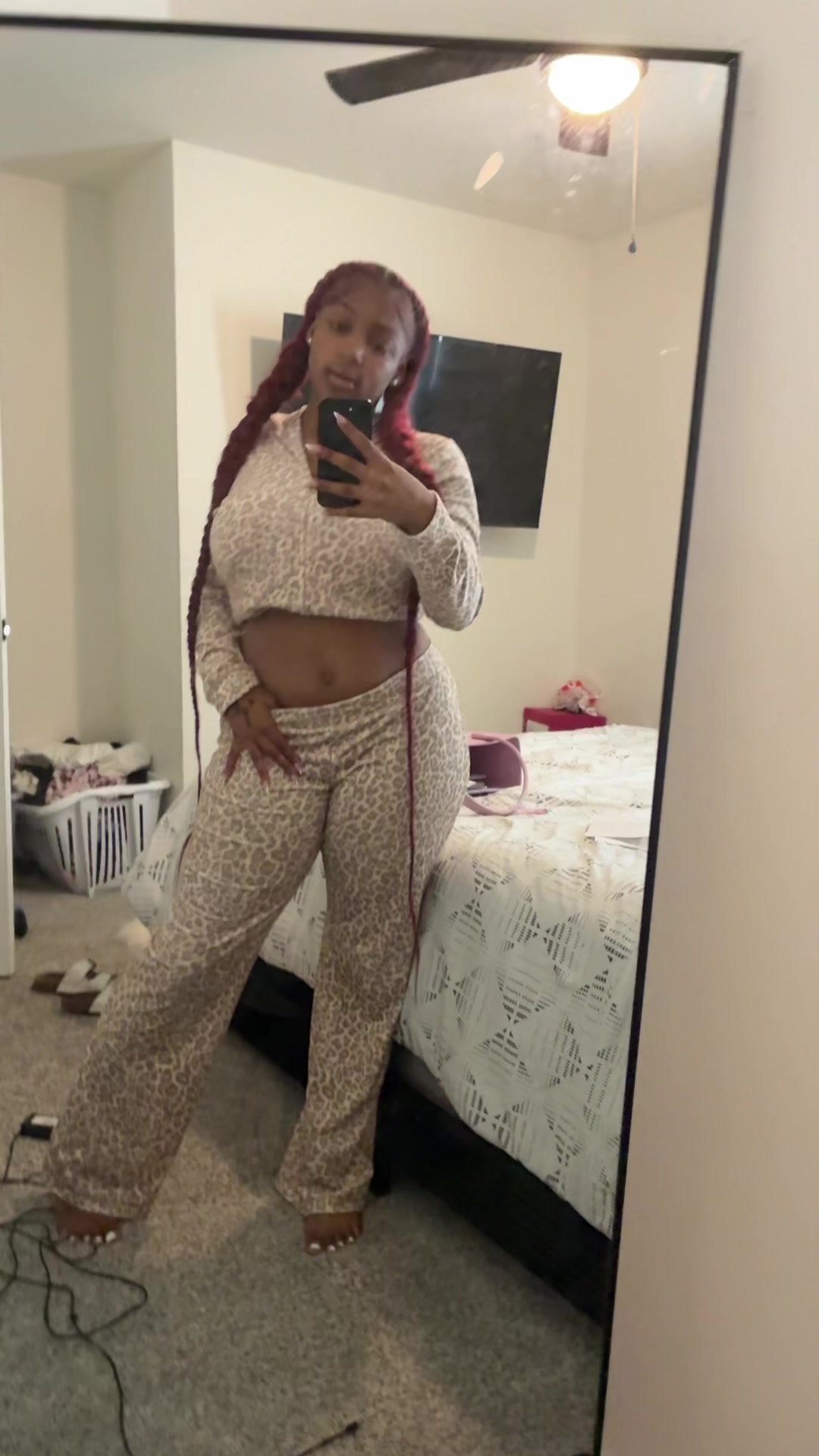 @chloedihnala
