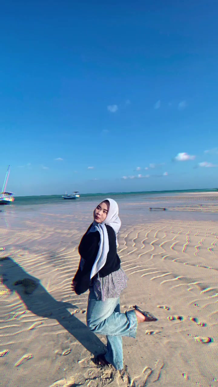 @Selvi💐