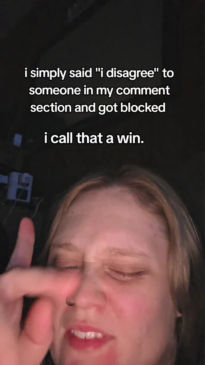 @EmieWonders