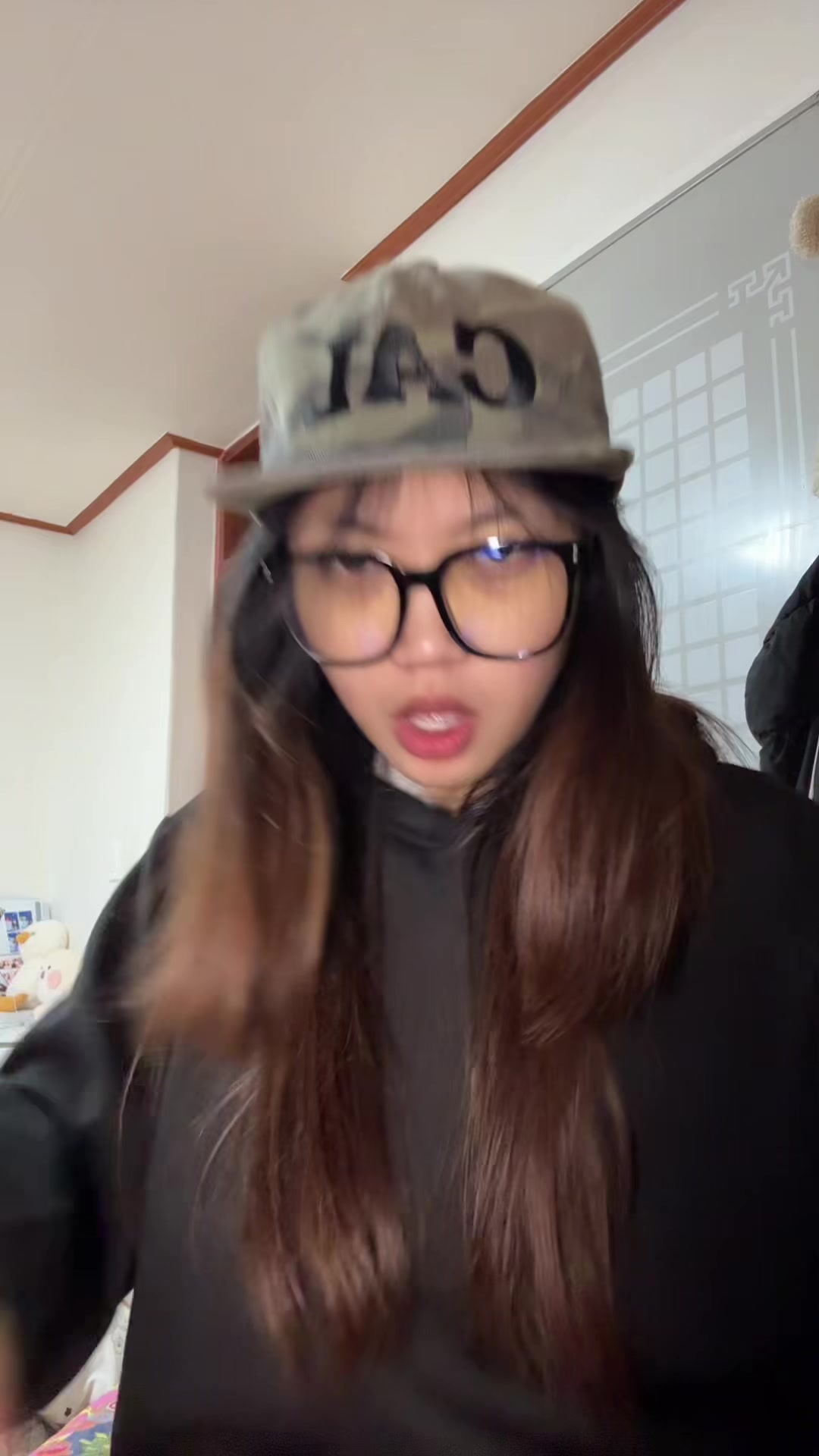@Tria