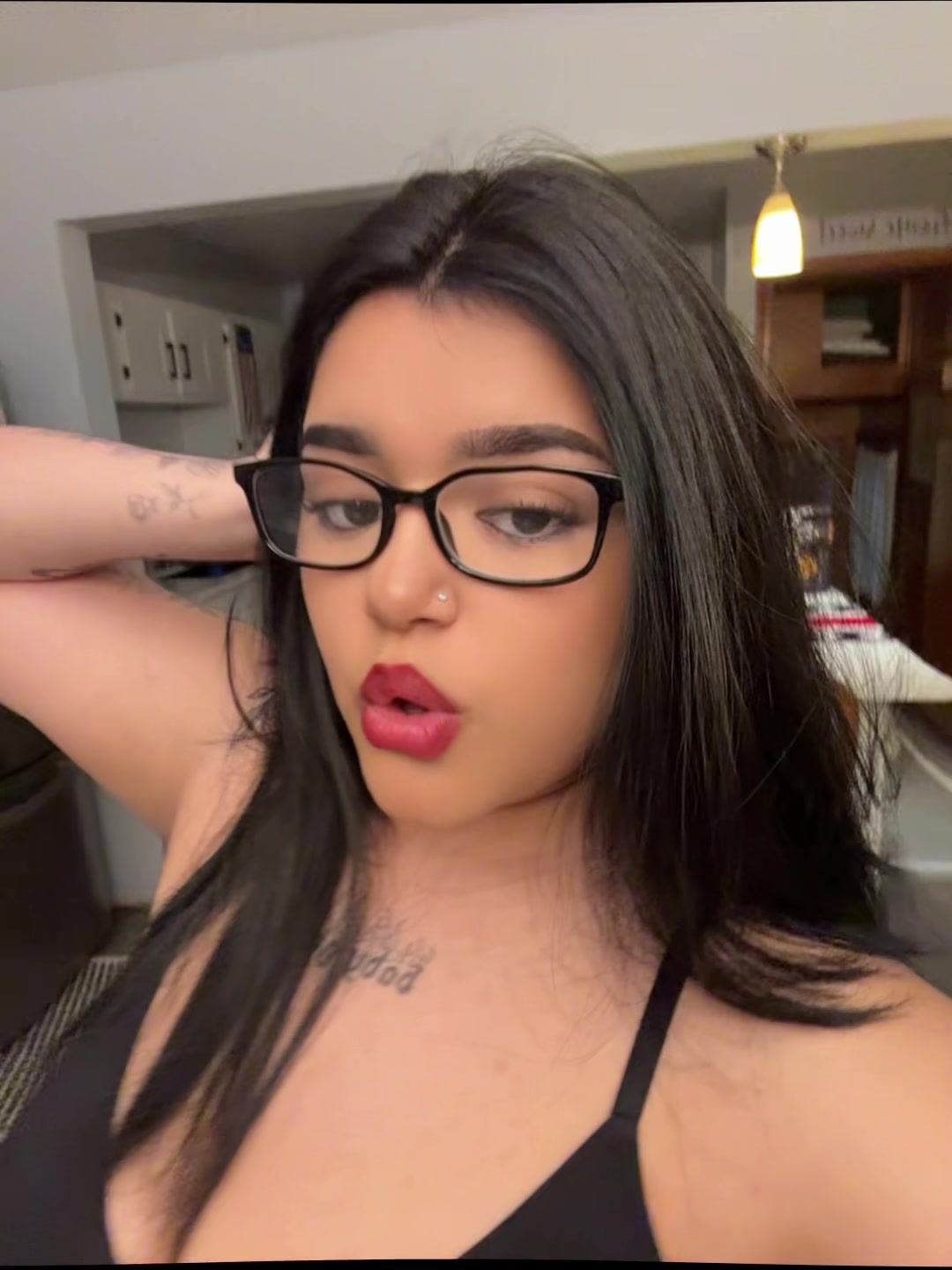 @𝔍𝔬𝔳𝔞𝔫𝔫𝔞🖤