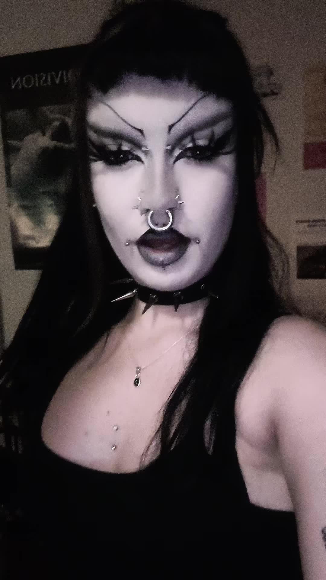 @🪦
