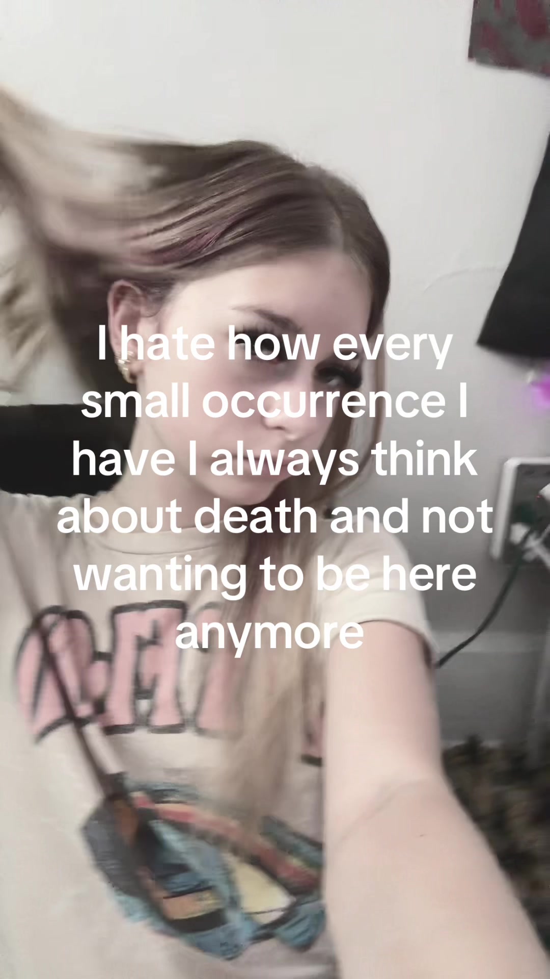 @𖧐