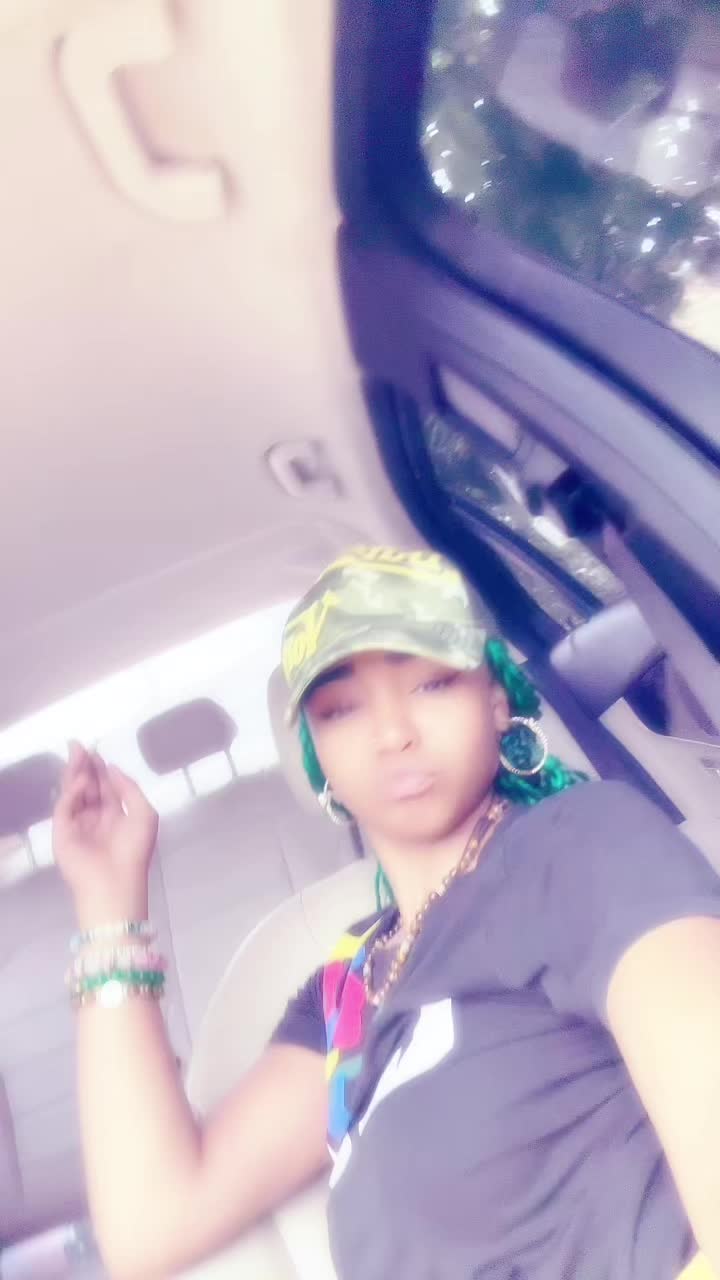 @PRETTY _GIRL_LOCA3๐๐ค