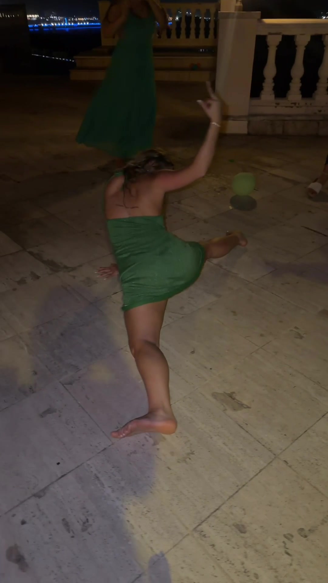 @ella