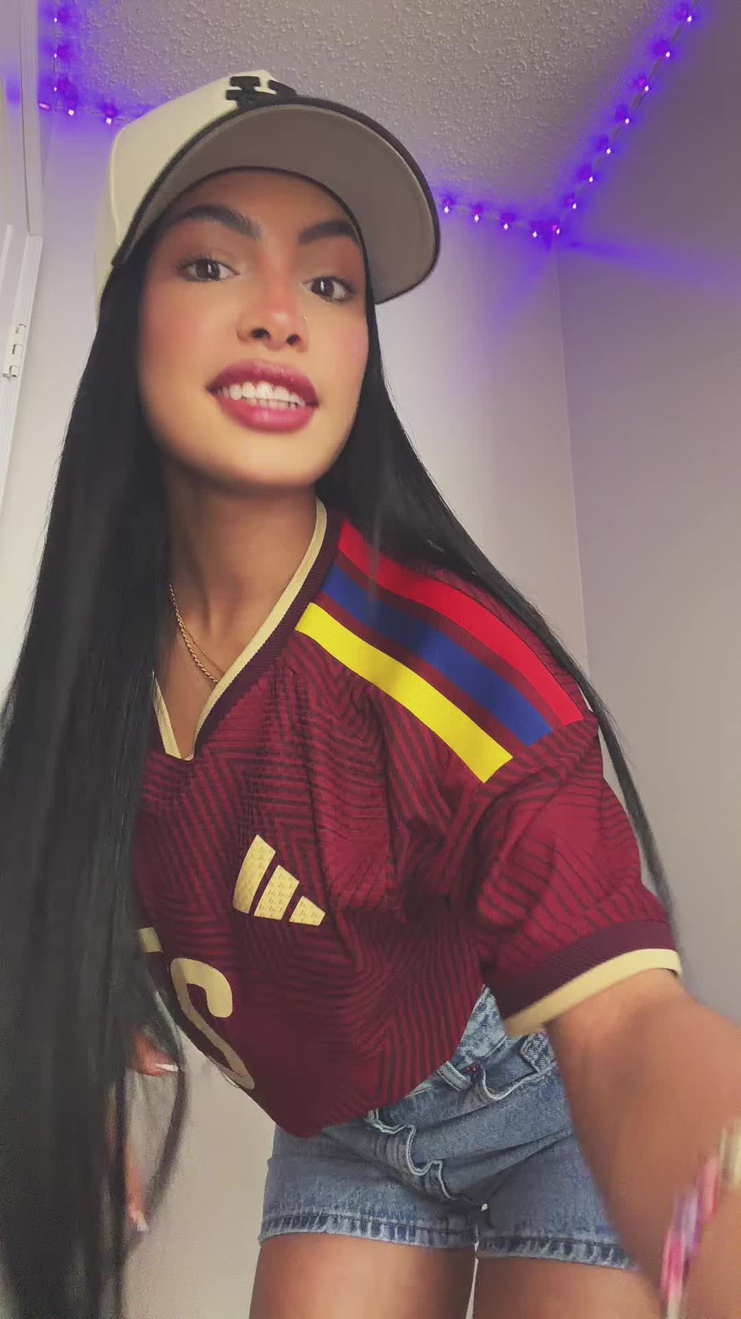 @María
