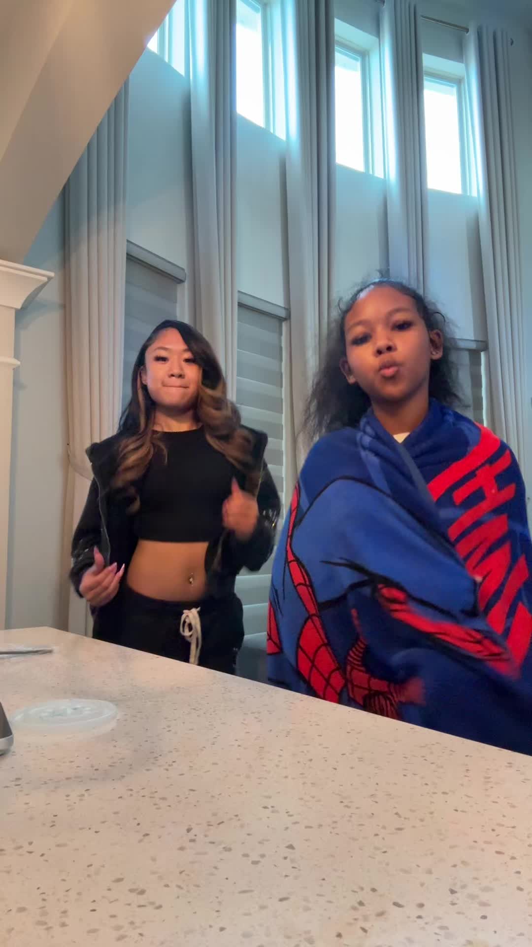 @noellemaryy