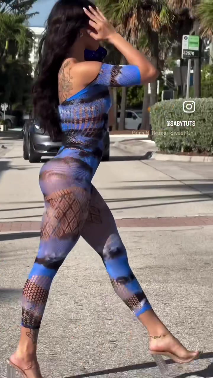 @Womenwalkingaway