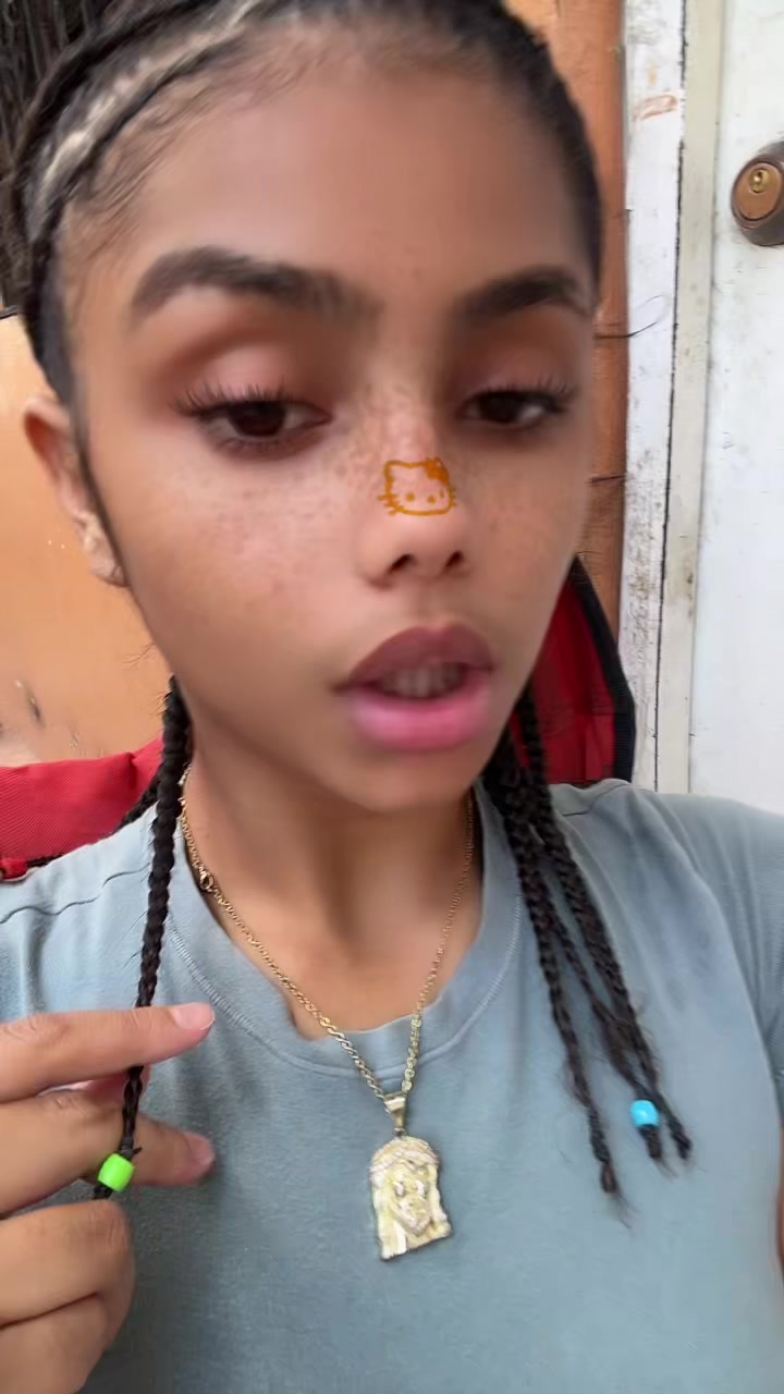 @Yeilyn Garc&iacute;a 👀🥶😍