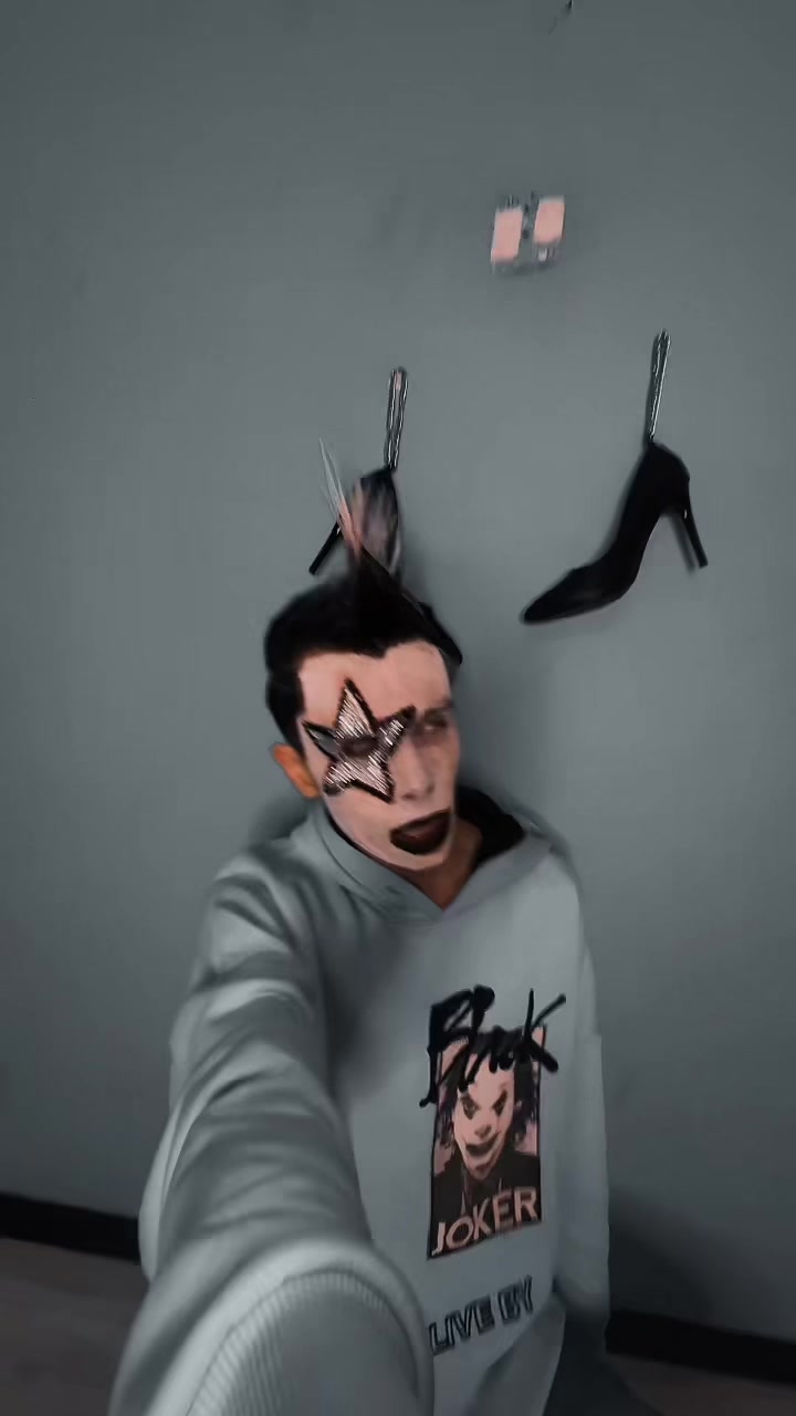@Lil Snakeeee