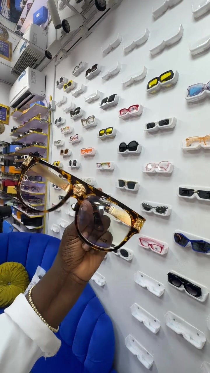 @AKURE SUNGLASS VENDOR 1