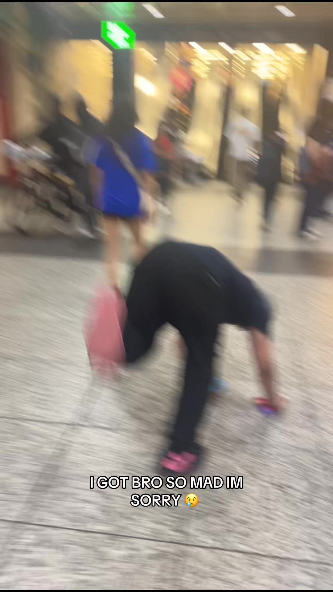 @๐ฅ๐๐๐๐๐ฃ