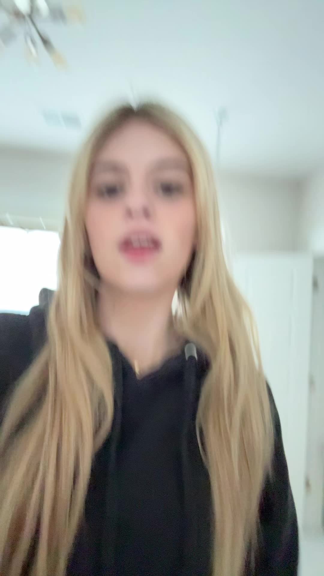 @🪩🥂