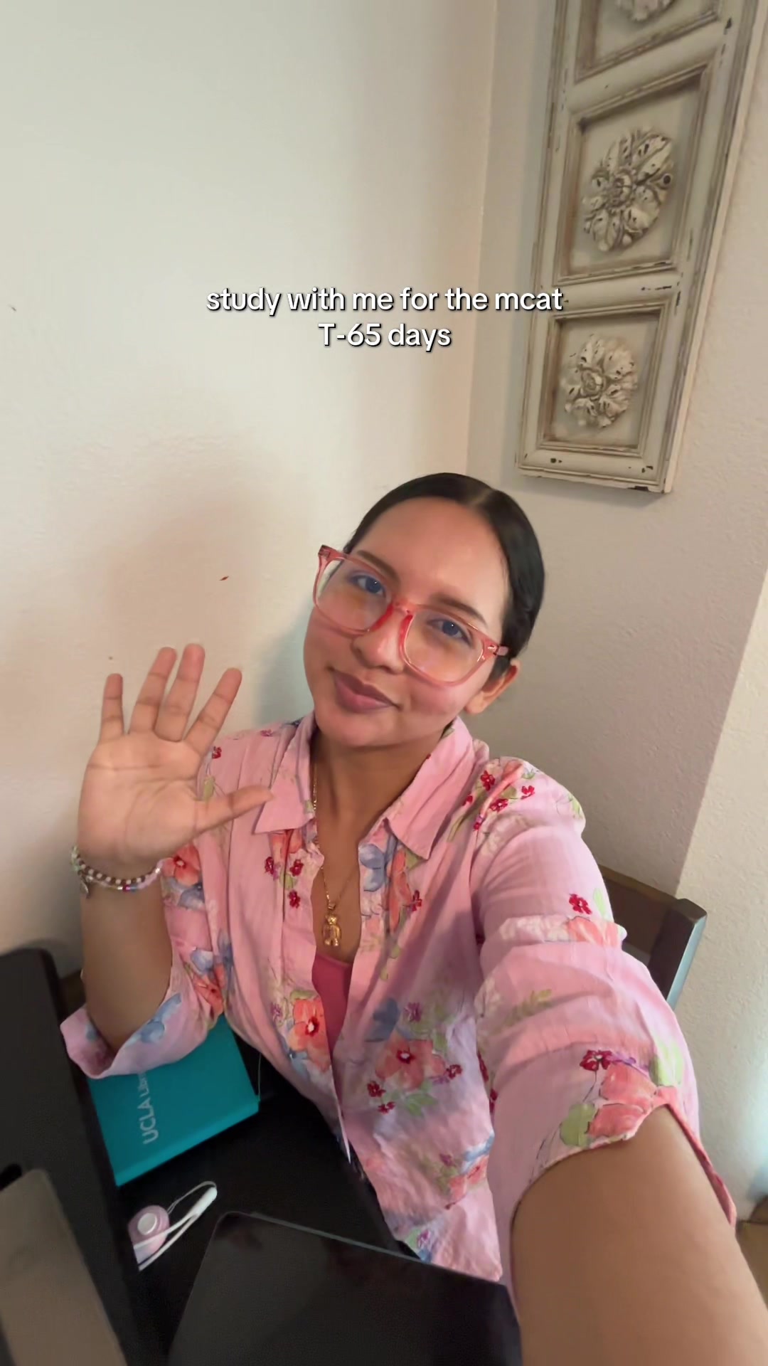 @ashley 🧸 | premed 🩺