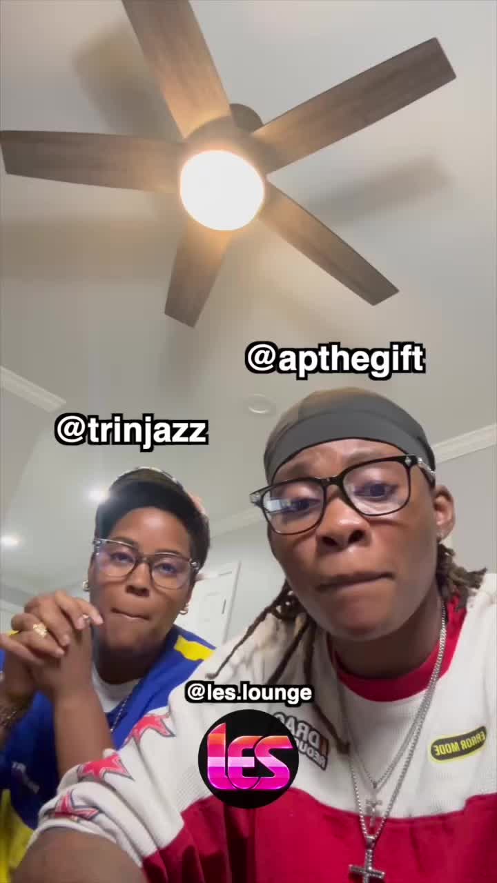 @AP The Gift 🏳️&zwj;🌈