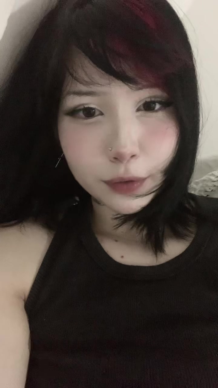 @bella⛧