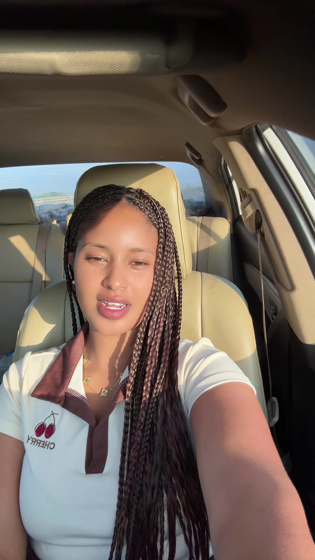 @Bella (እ-ኑ)