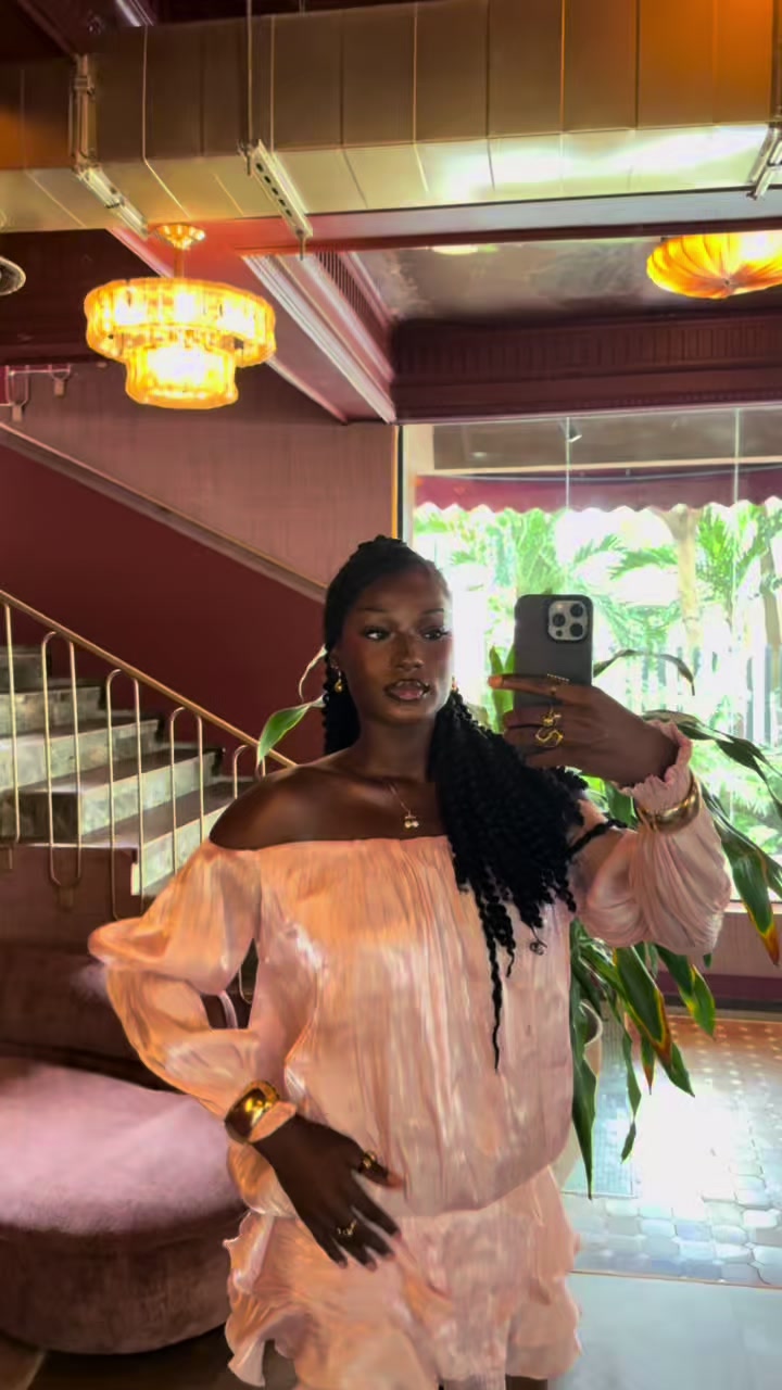 @Becoming The Naomi✨