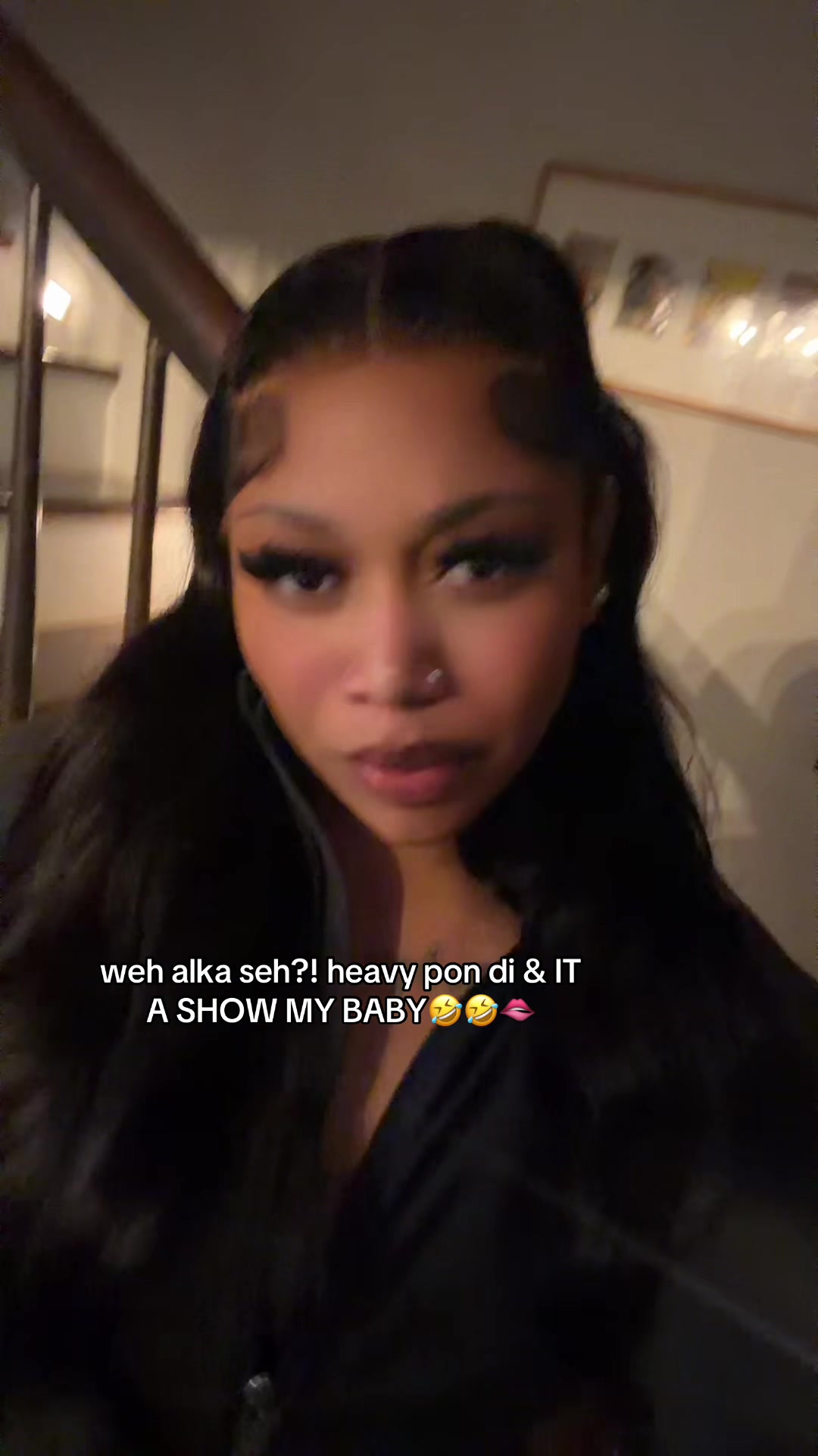 @hoodlebrity