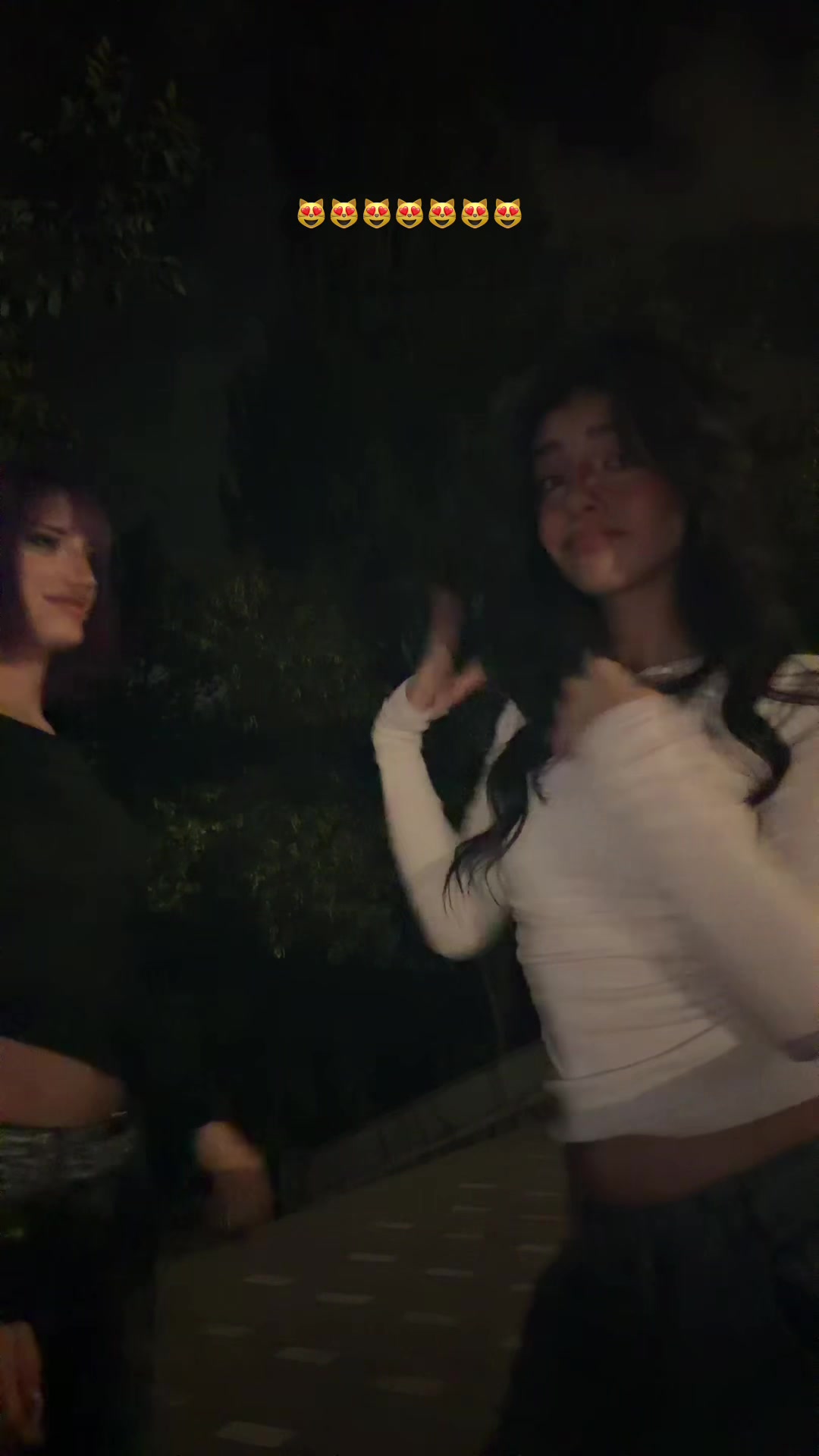 @avaaawoo