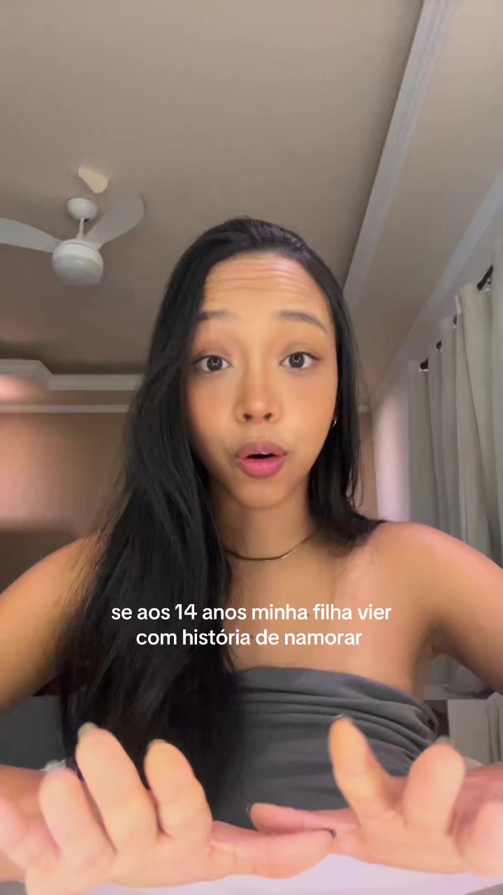 @L&iacute;via Carmos