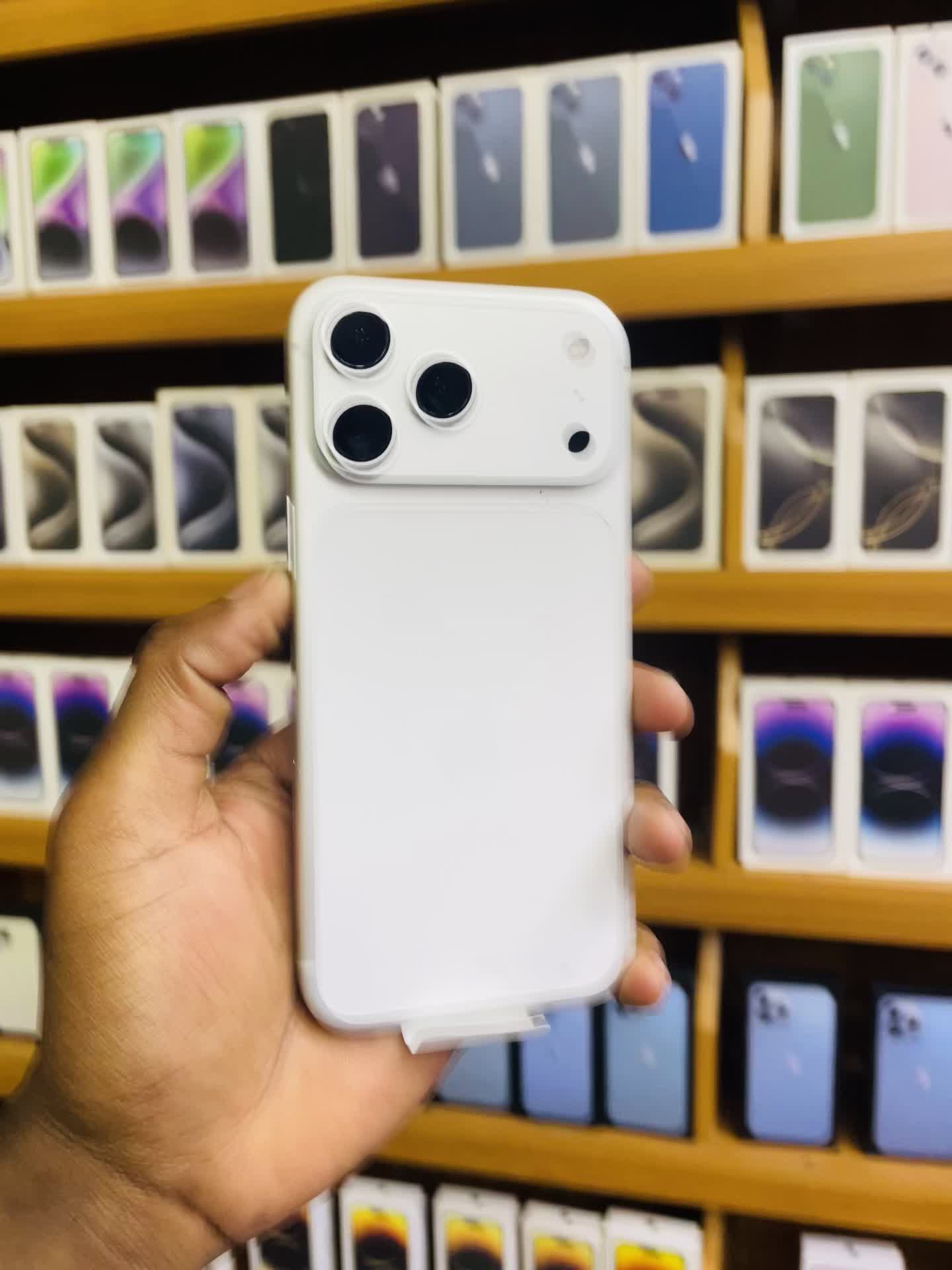 @Aziphone🍏