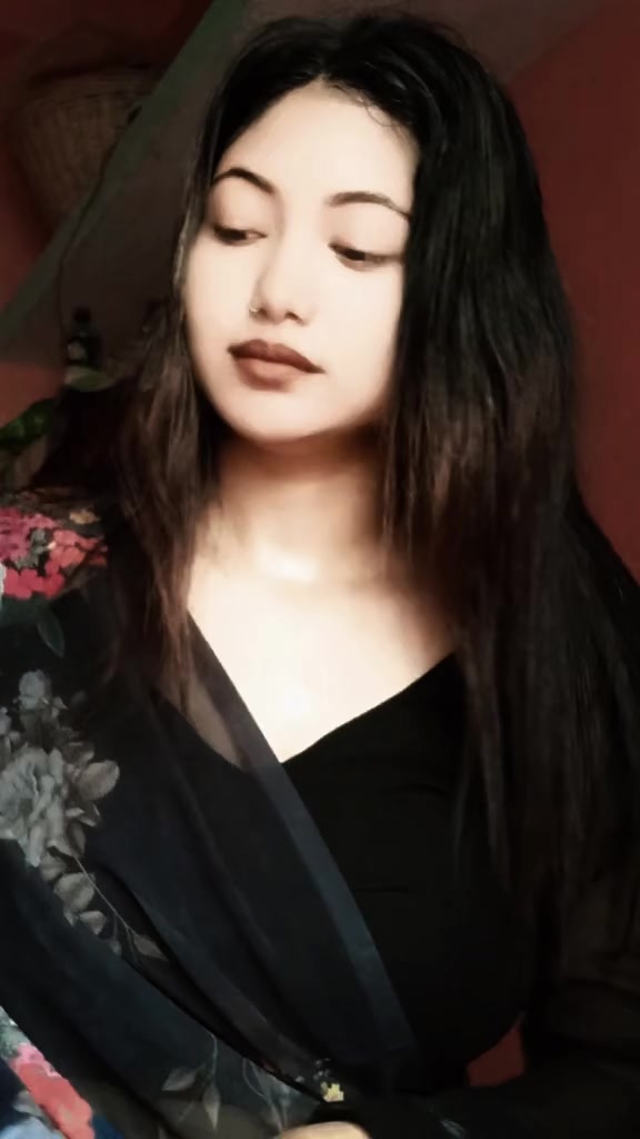 @Ms AaniyaThakur🦋 👑🫰