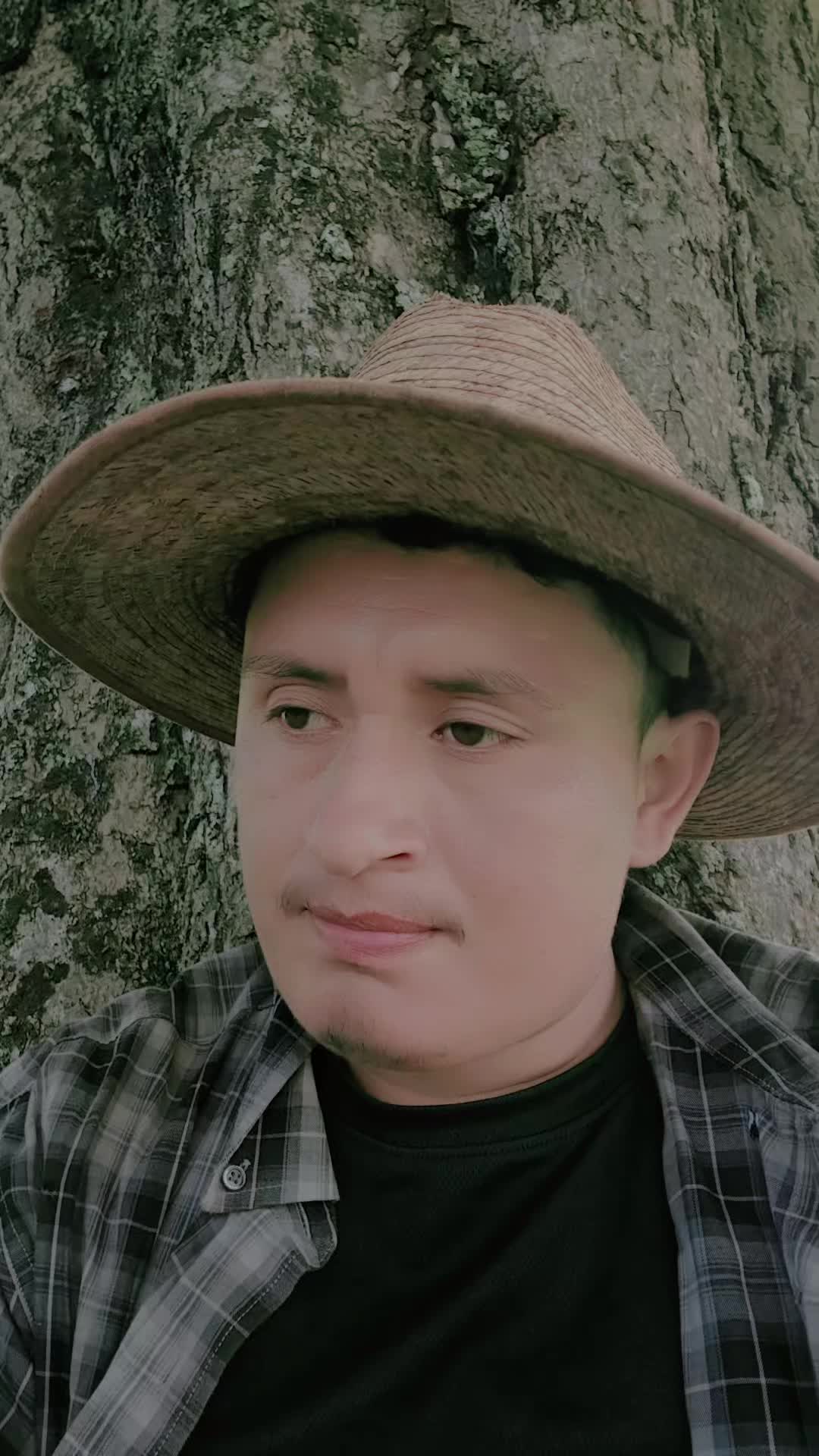 @Alejandro Quiñonez 🤠🫘