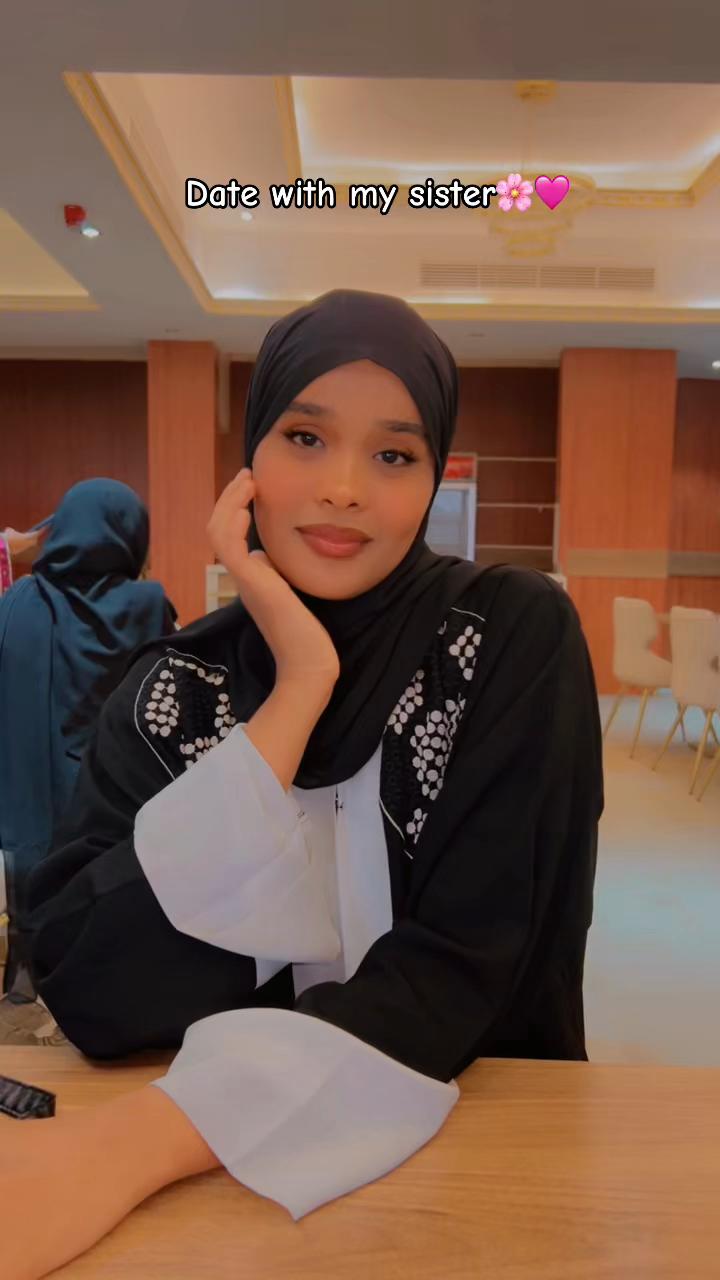 @Naima🌻