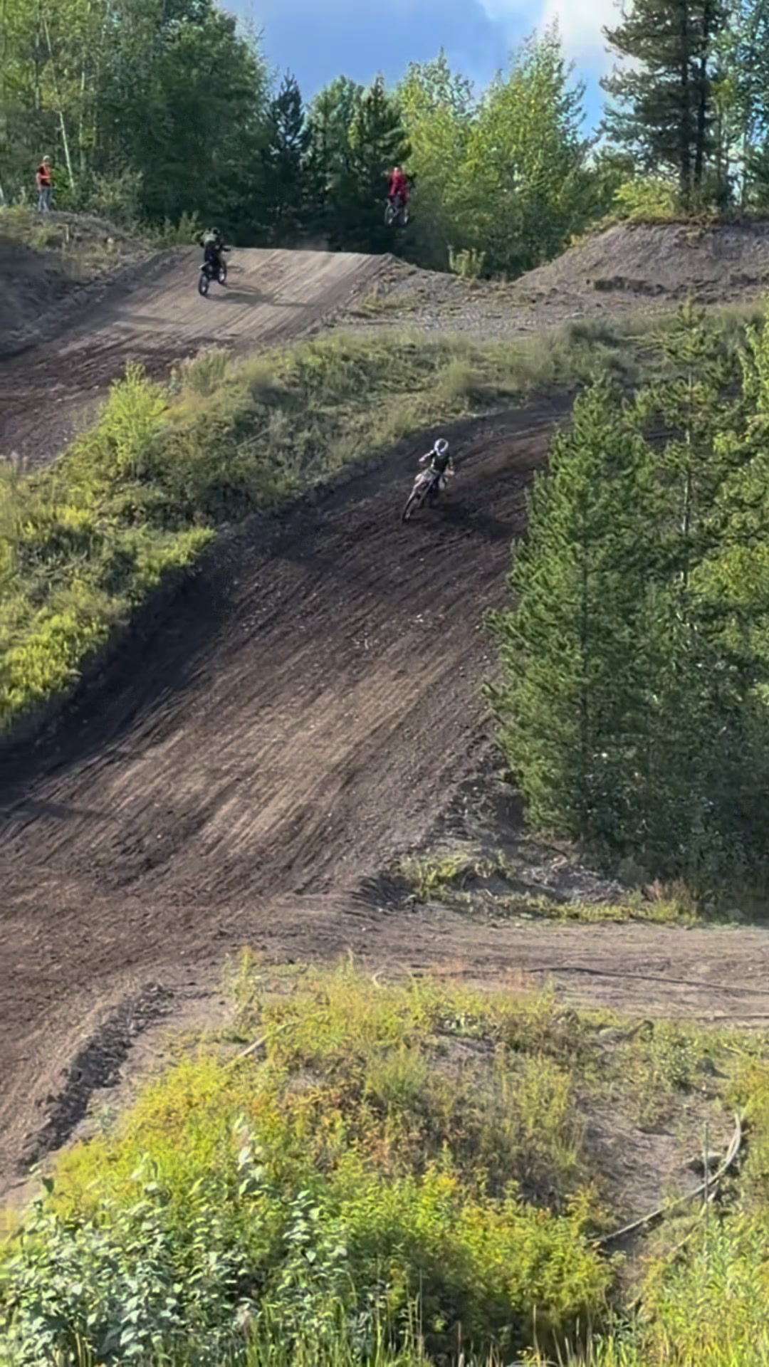 @Dylan🏍️