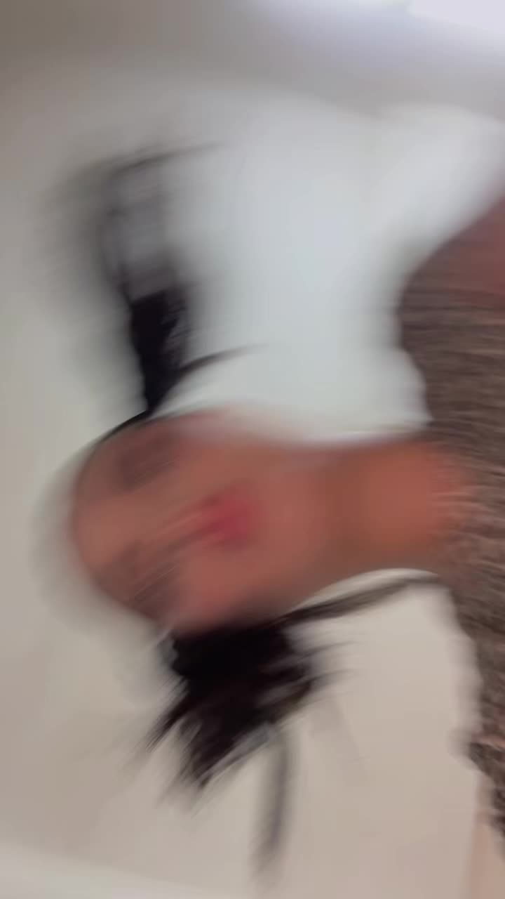 @Mehrsa