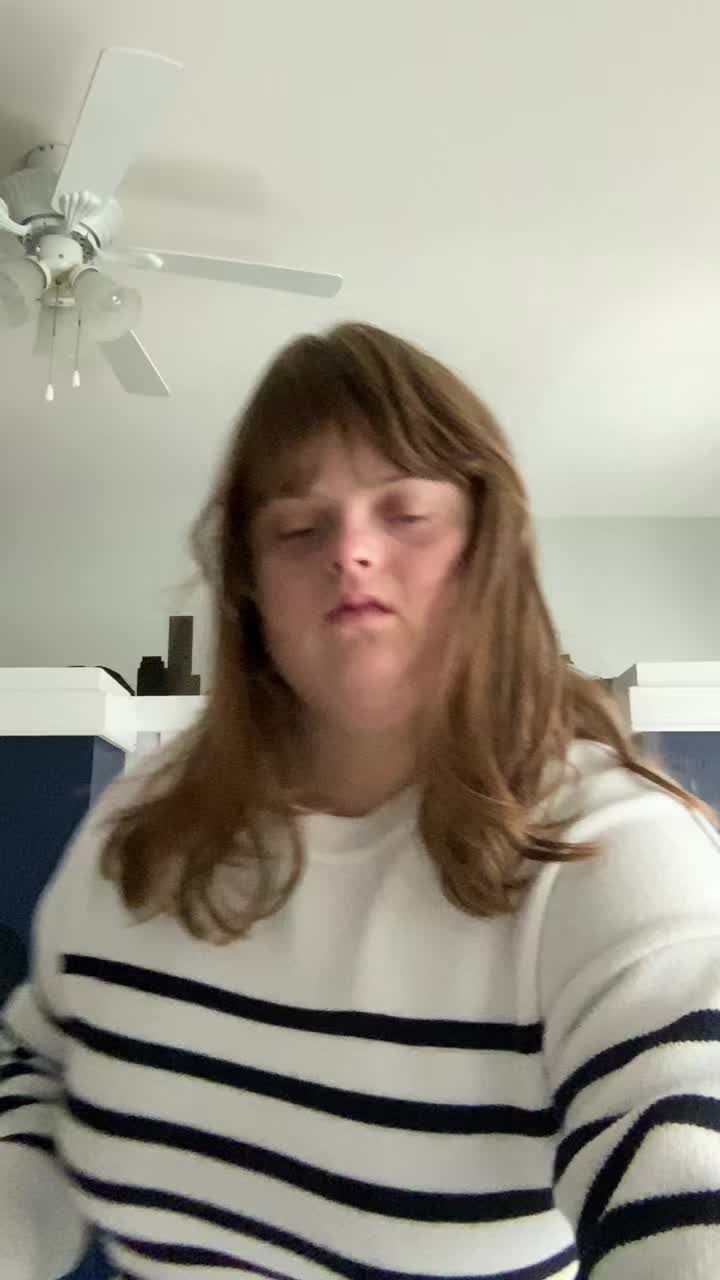 @hollywoodhailey