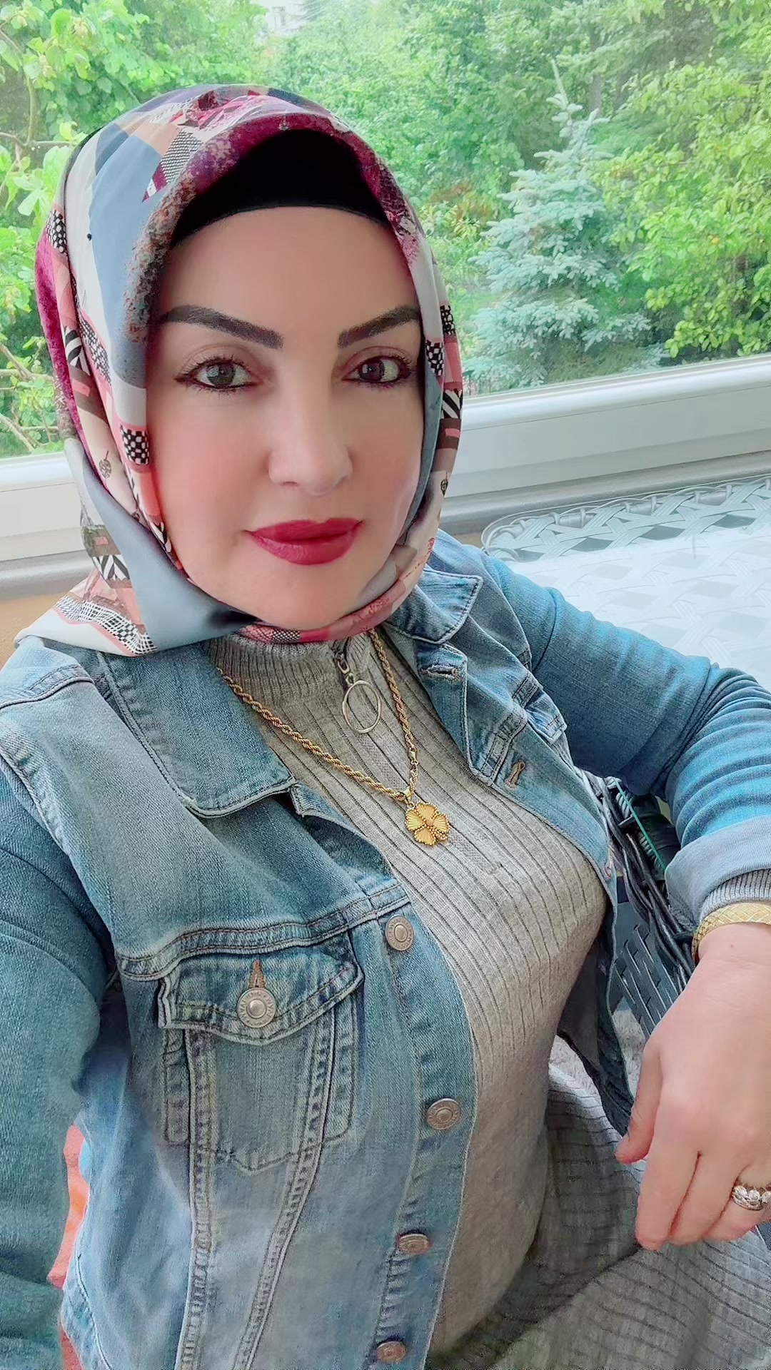 @Asiill ve güzel kadın🌹
