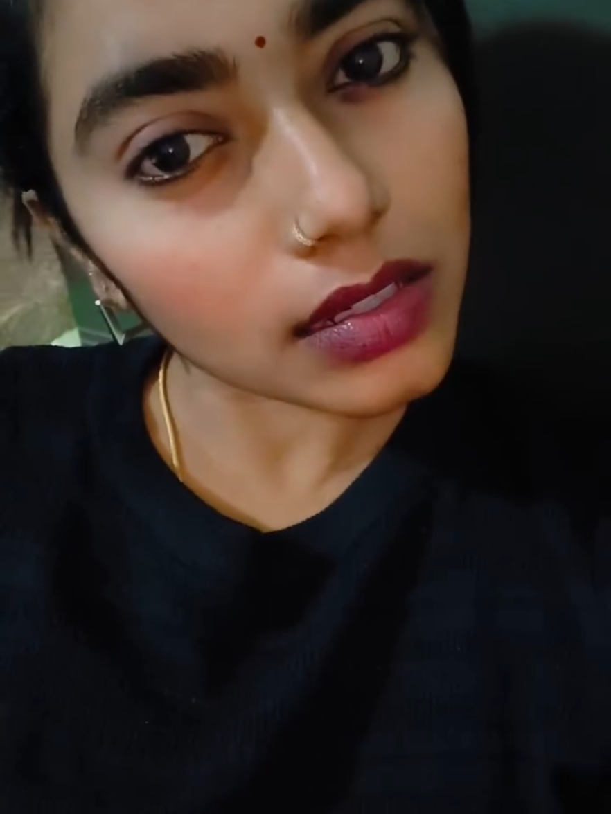 @PRIYA 🌙