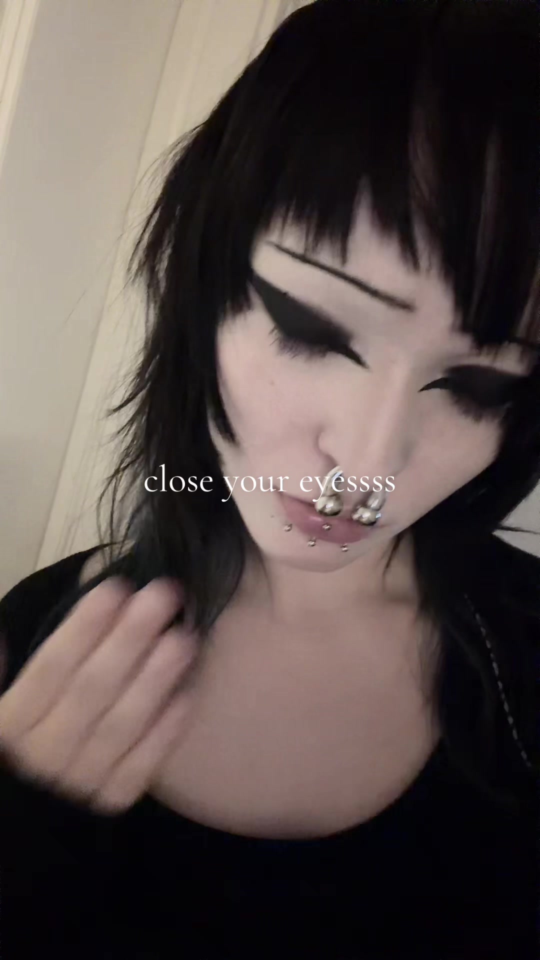 @foxtails111