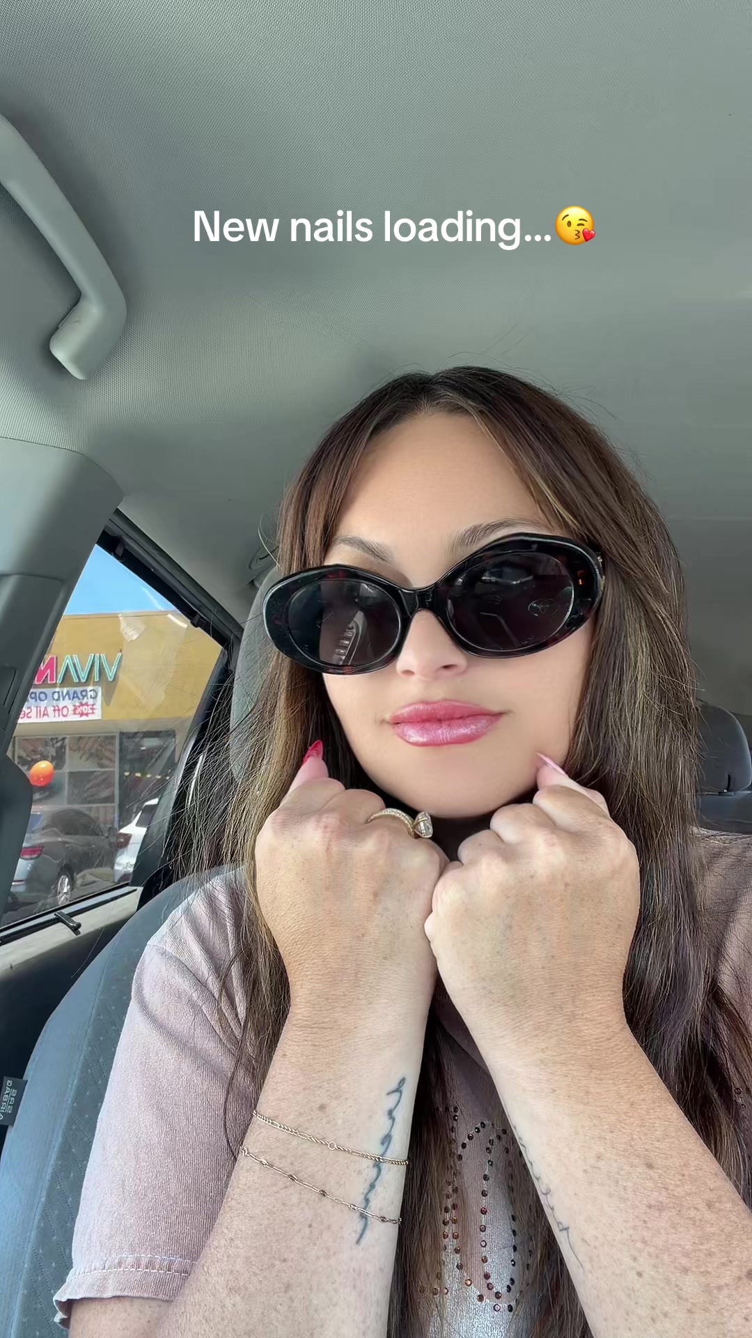 @officiallyjordanmoore