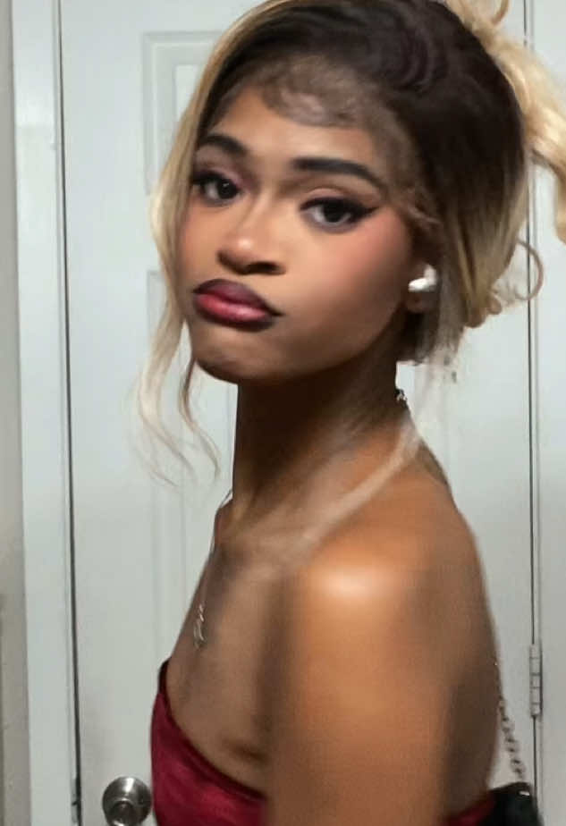 @LariahDeanne