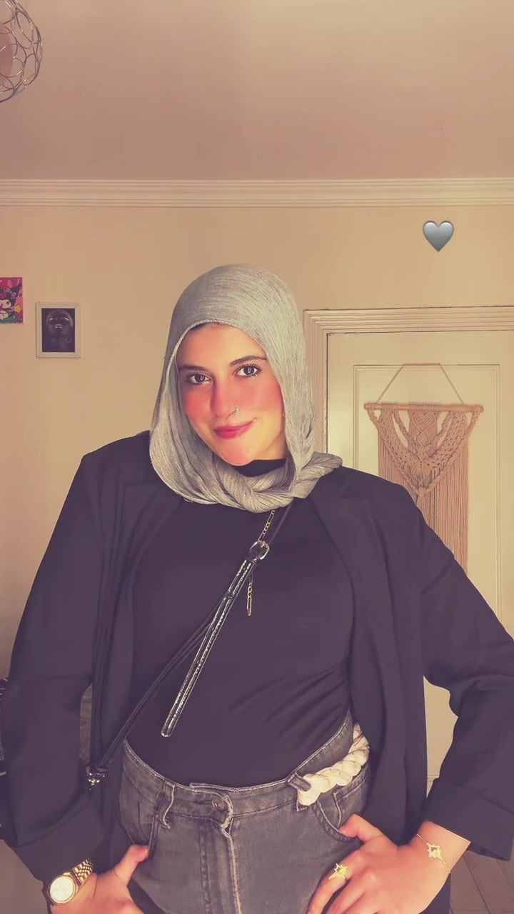 @مَلِكٌ مُنْتَصِرٌ💚