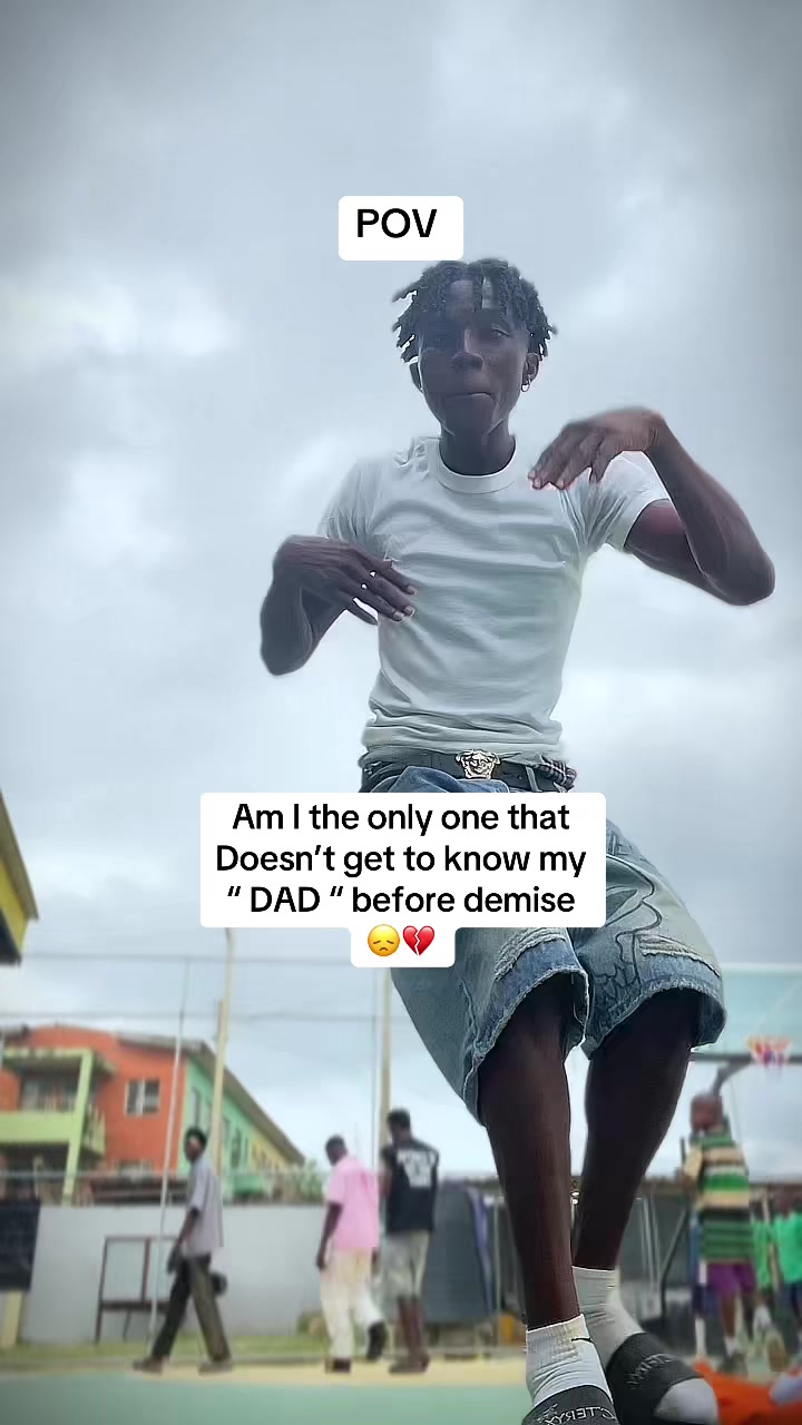 @_devibe 🪖