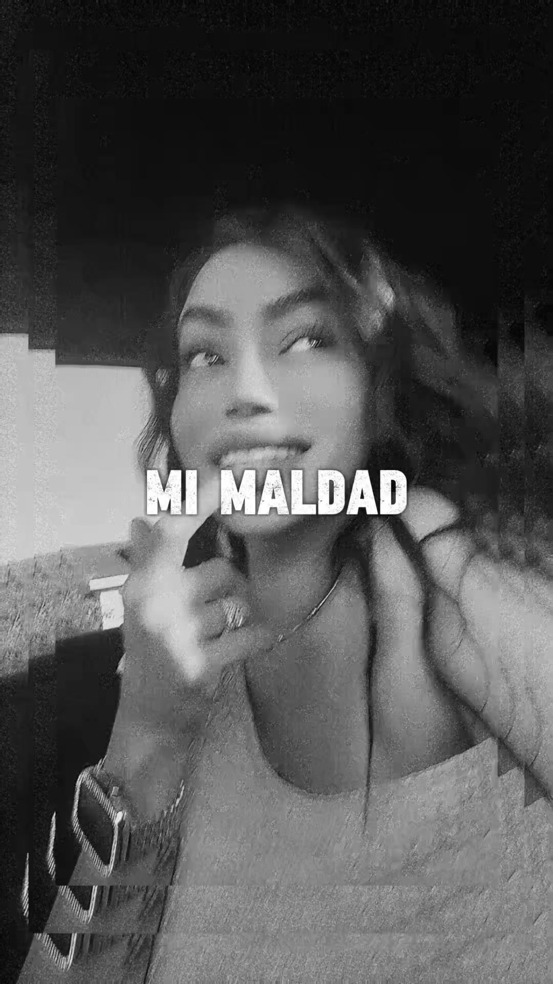 @๐queen_ayme